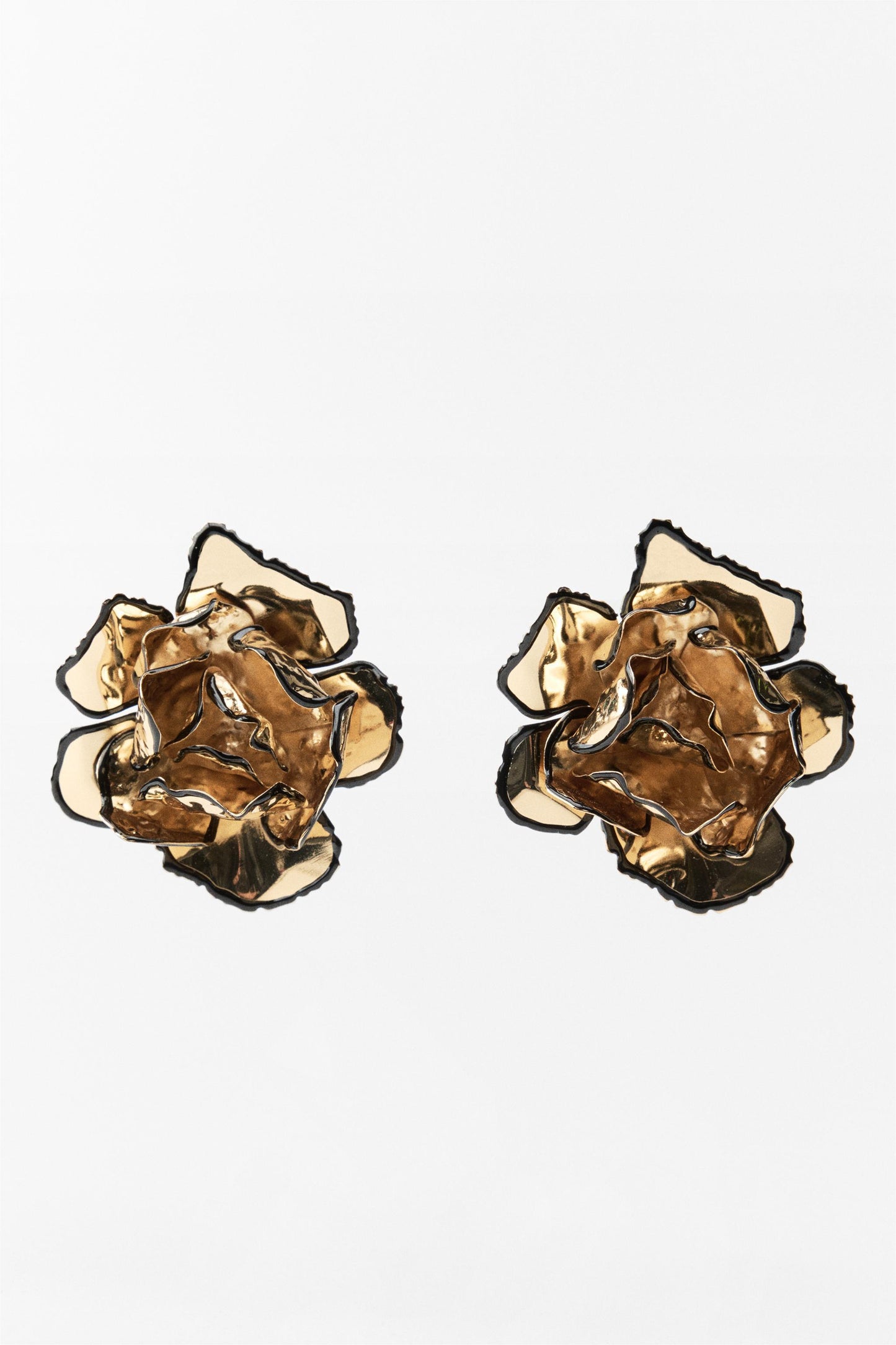 FlowerShape Linear Trim Metal Earrings