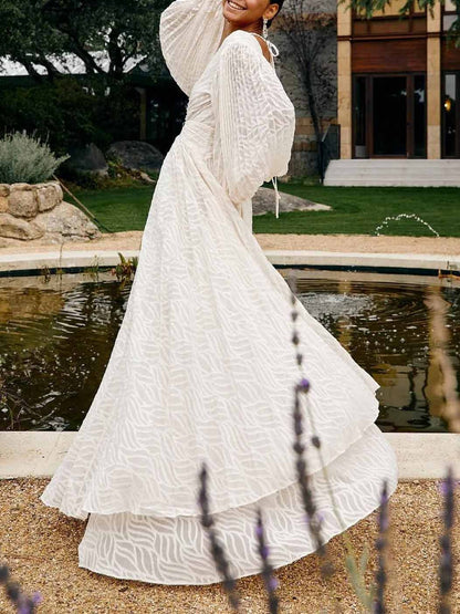 Elegant V-neck Pleated Long-sleeved Maxi Dress