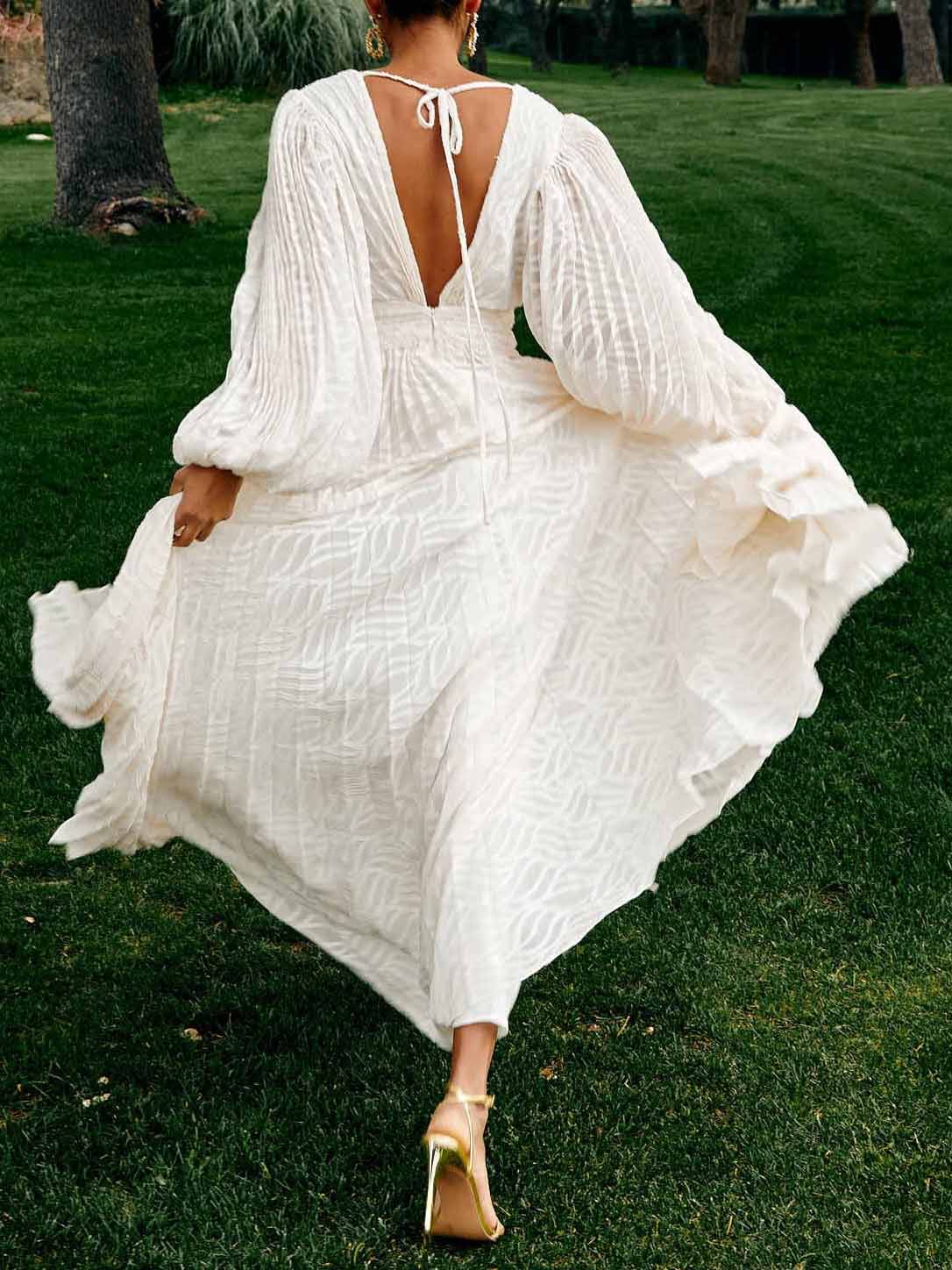 Elegant V-neck Pleated Long-sleeved Maxi Dress