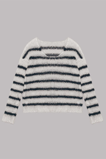Street Striped Contrast O Neck Sweaters