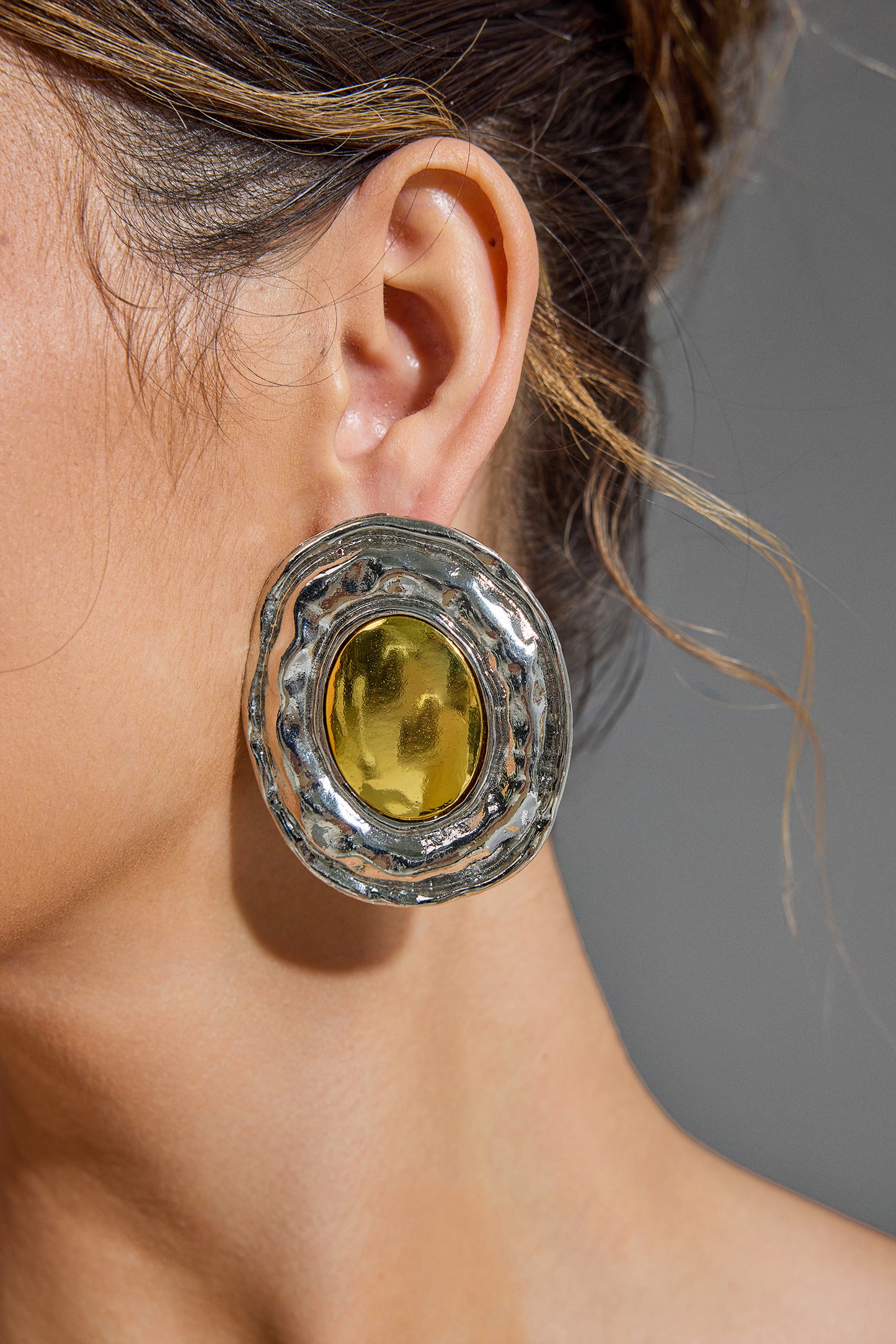 Oval Stud Earrings