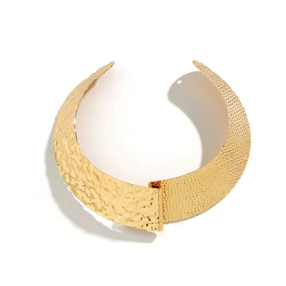 Metal Asymmetrical  Necklace